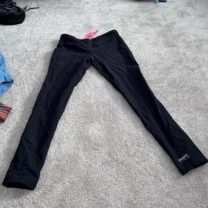 Running Room Black Leggings Zipper Details Women’s Size Large